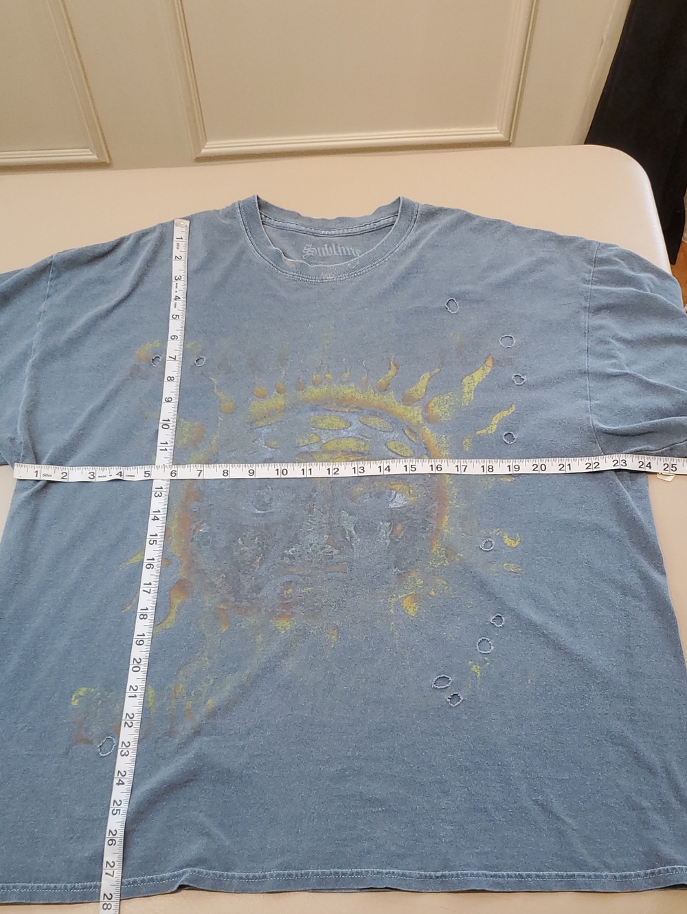 Sublime Gray Distressed Band 90's Tee Shirt with Sun Face Y2K Men's Size MEDIUM - Picture 5 of 5